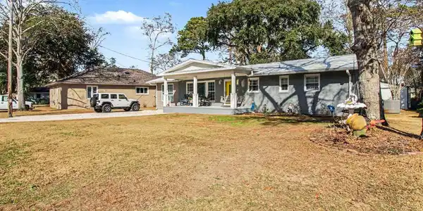 616 3rd Ave. N