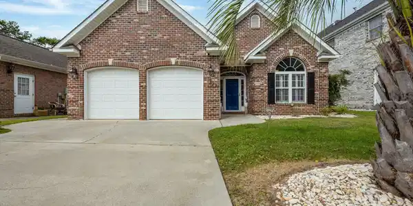 884 Cardinal Pl.