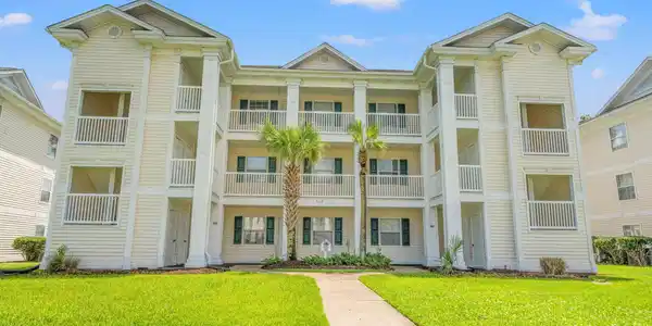 560 White River Dr.