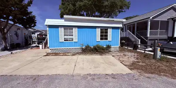 1975 Jacana Dr.