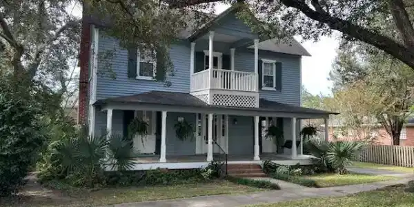 221 Cannon St.