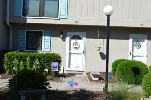 925 Villa Dr.