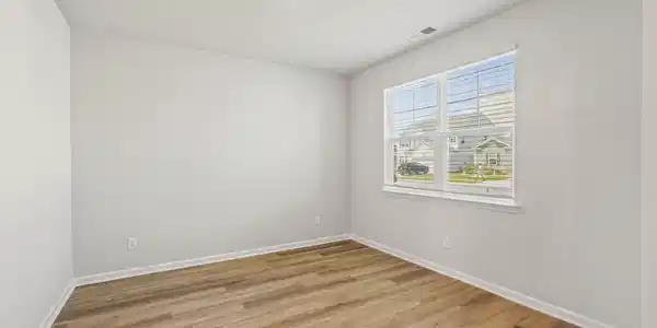 Image 4 Image 4