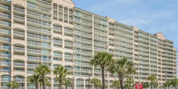 4801 Harbour Point Dr.