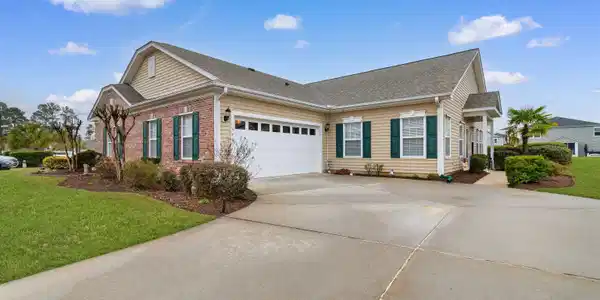 446 Deerfield Links Dr.