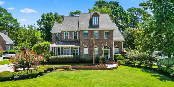 1360 Royal Devon Dr.