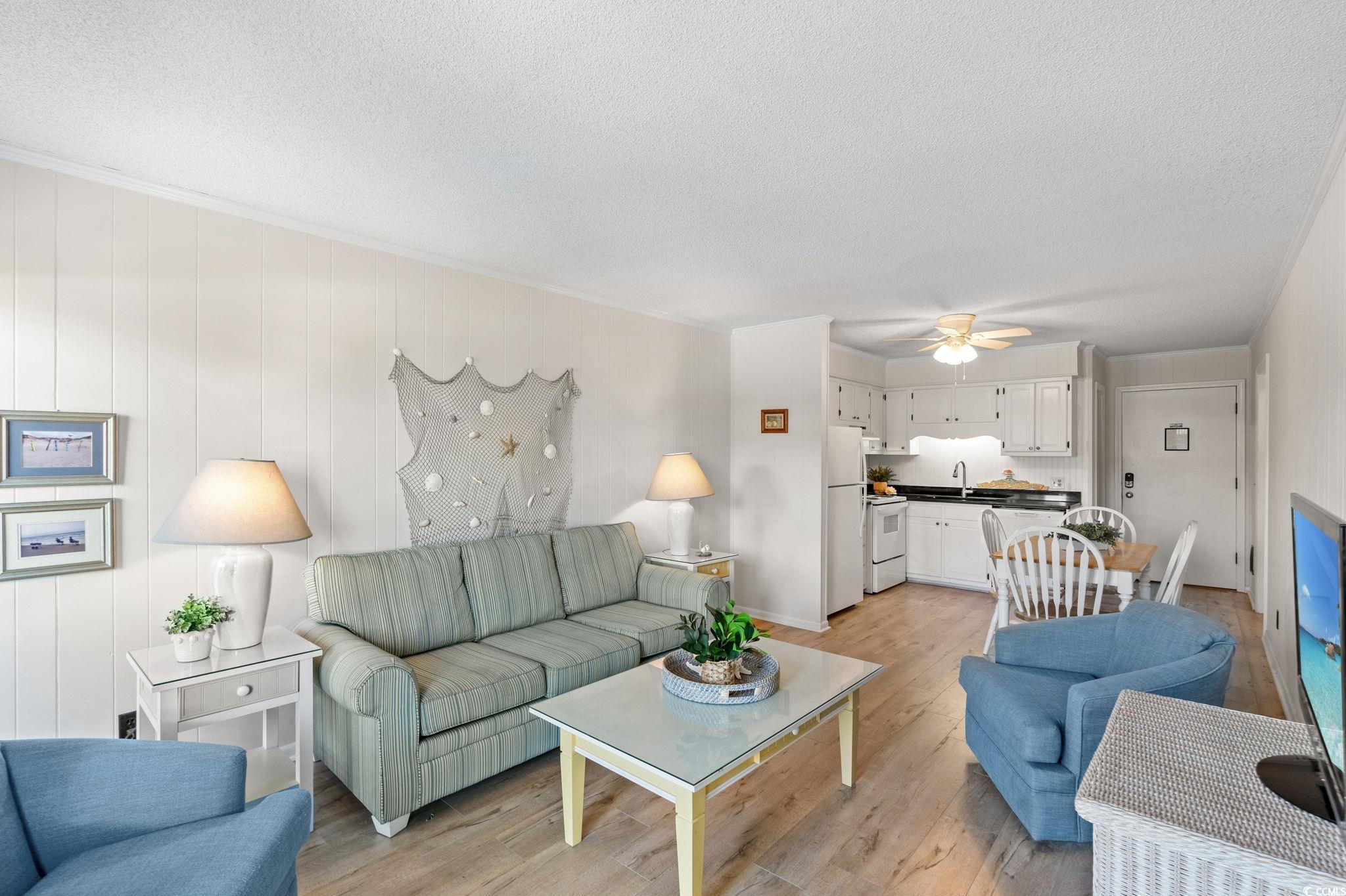 Image 3: Move-in ready spacious coastal condo. Image 3: Move-in ready spacious coastal condo.