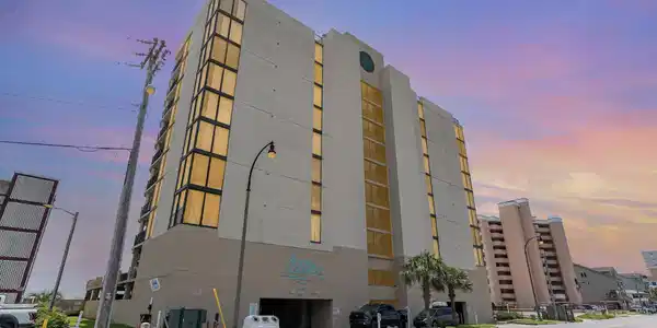 1425 S Ocean Blvd.