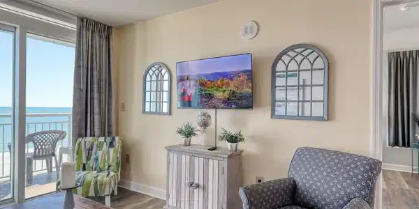 Image 4 Image 4