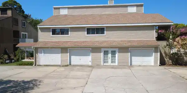 809 66th Ave. N