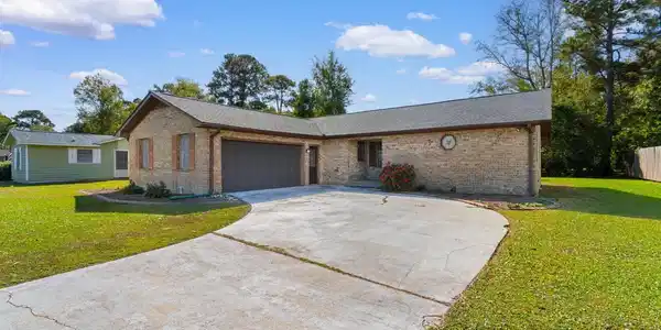 47 Evergreen Circle
