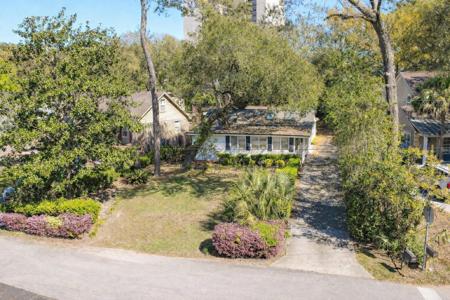 5516 Springs Ave.