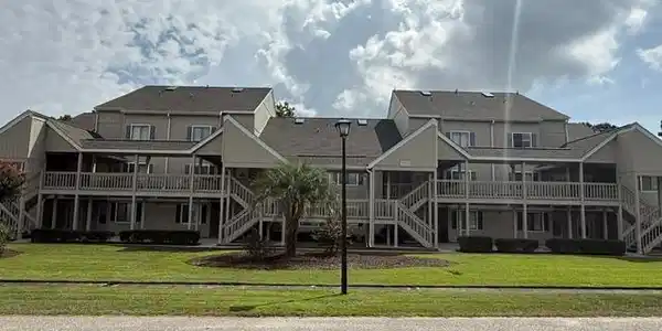 1920 Bentgrass Dr.