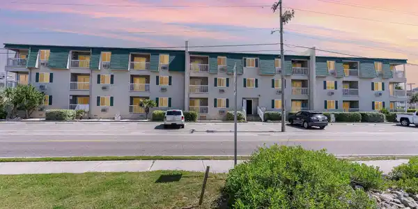4201 N Ocean Blvd.