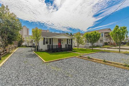 1617 Havens Dr.