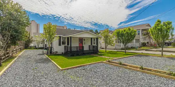 1617 Havens Dr.