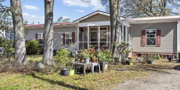 2401 Ridge St.