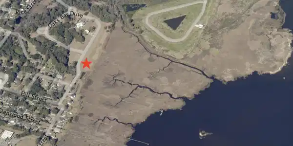 Oak Bay Dr.