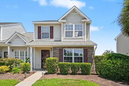 795 Wilshire Ln.
