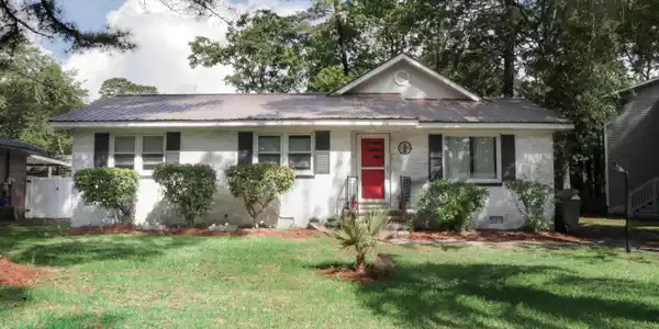 1014 Bay Dr.