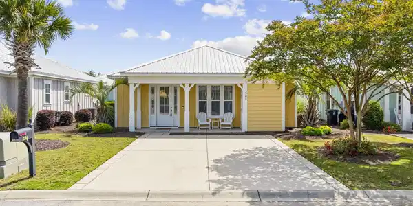 2204 Sea Dune Dr.