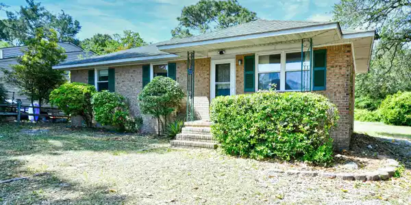 703 S 21st Ave. S