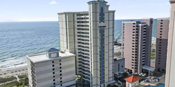 2504 Ocean Blvd. N