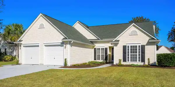 5900 Mossy Oaks Dr.