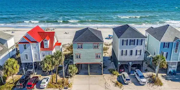 328 S Waccamaw Dr.