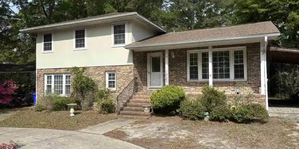 1022 South Myrtle Dr.
