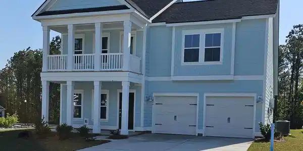 1904 SeaChase Way