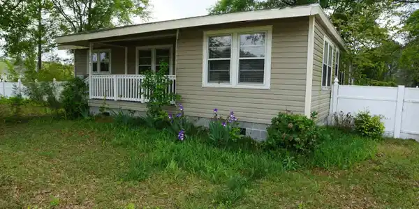 117 Zoe Ct.