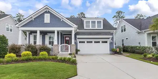 125 Black Water Dr.