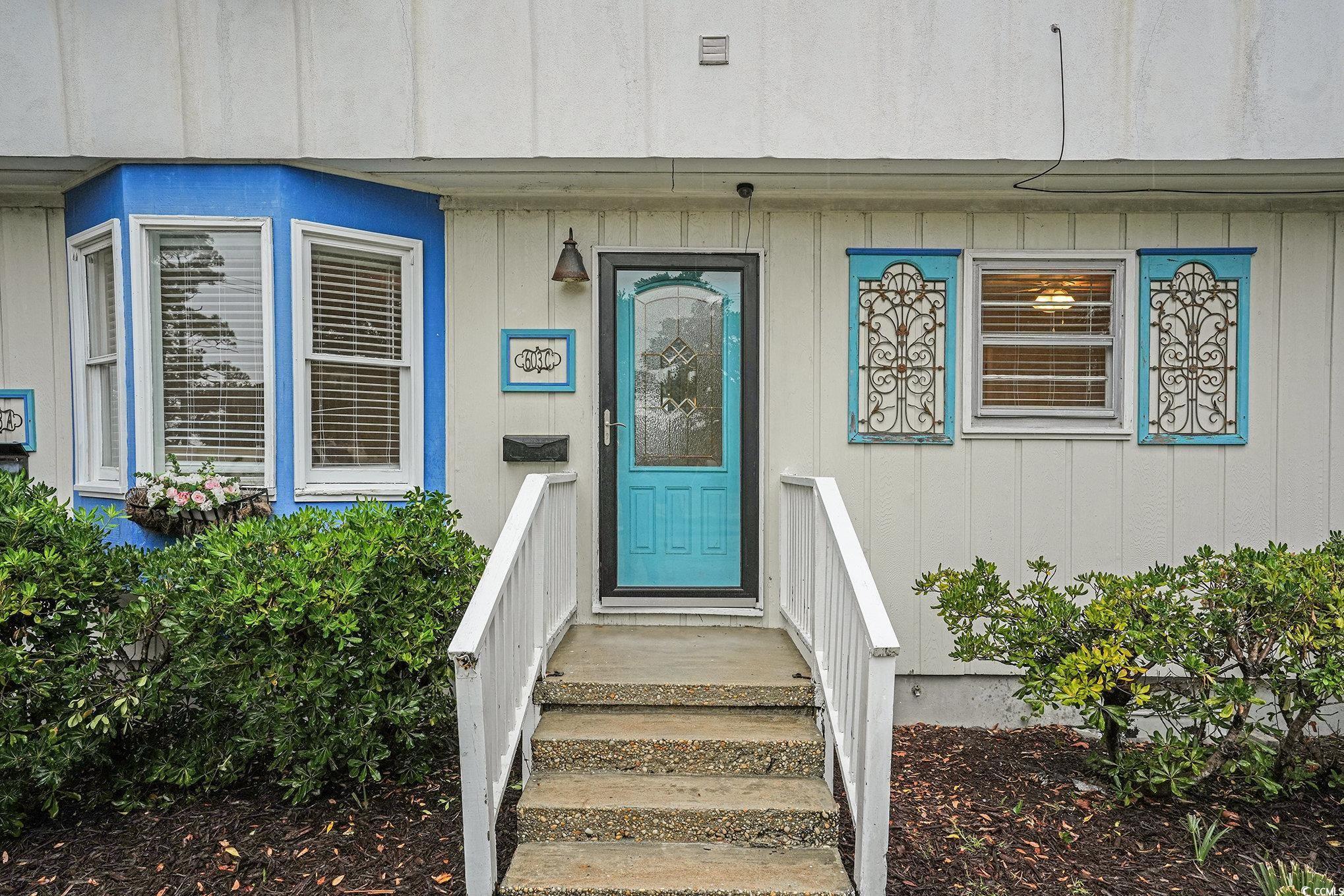 Image 2: View of exterior entry Image 2: View of exterior entry