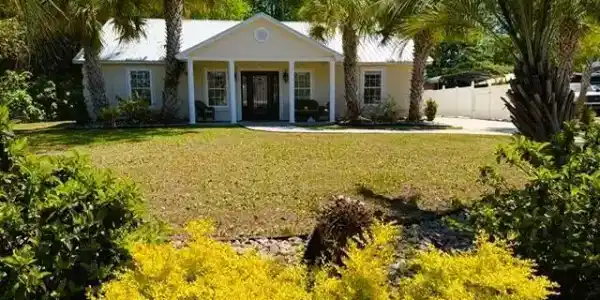 1320 Waterway Dr.