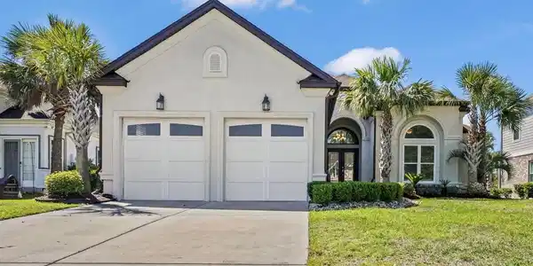 938 Shipmaster Ave.