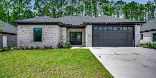 329 Spinney Dr.