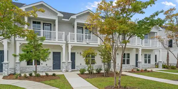 780 Maxine Ct.