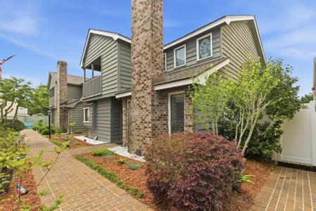 701 11th Ave. S