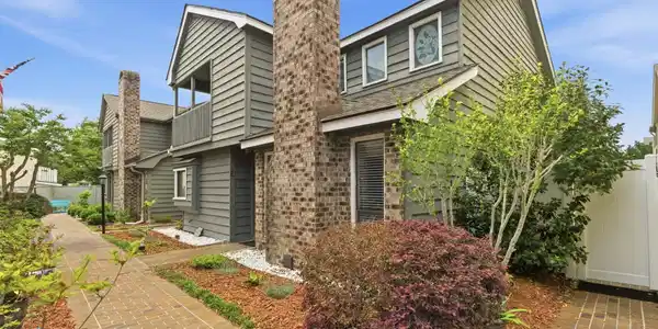 701 11th Ave. S