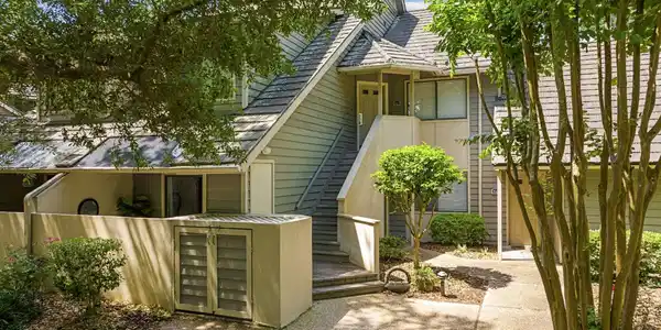 141 Hartland Dr.