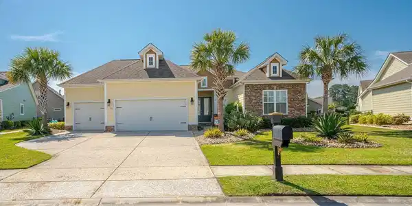 1320 East Island Dr.