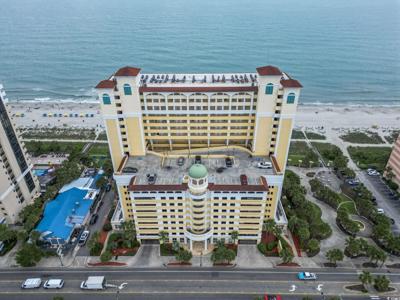 2000 N Ocean Blvd.