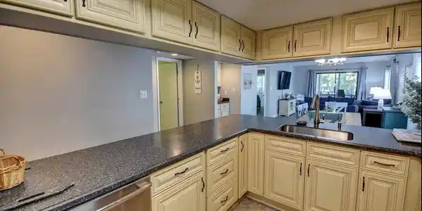 Image 4 Image 4