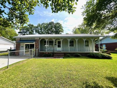 1110 Scott Dr.