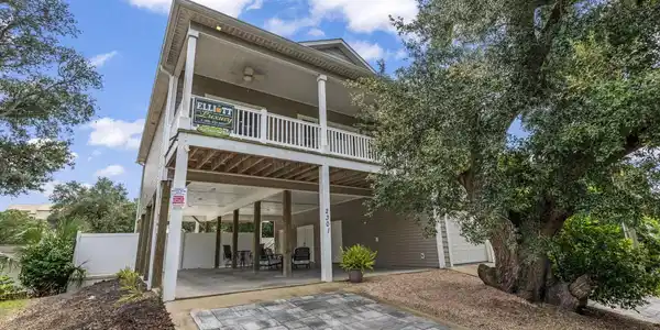 2301 S Holly Dr.