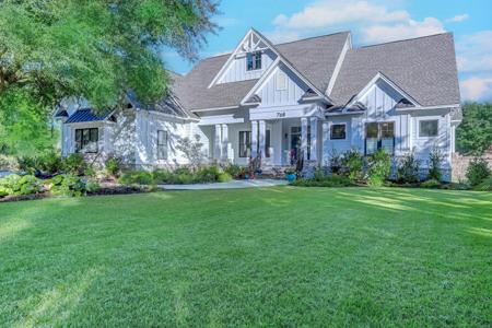 128 Lantana Circle