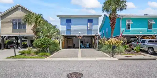 72 Weatherboard Ct.