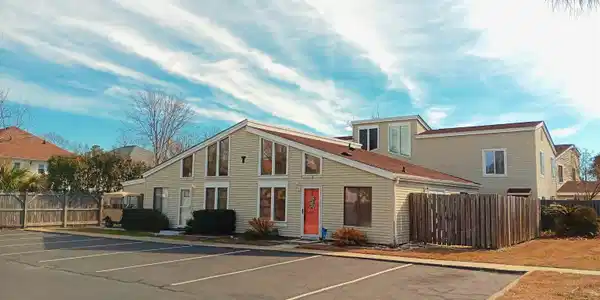 800 9th Ave. N