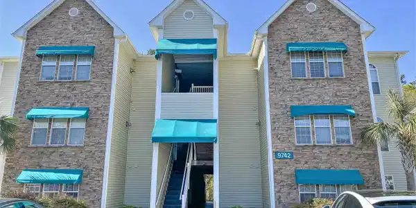 9742-04 Leyland Dr.